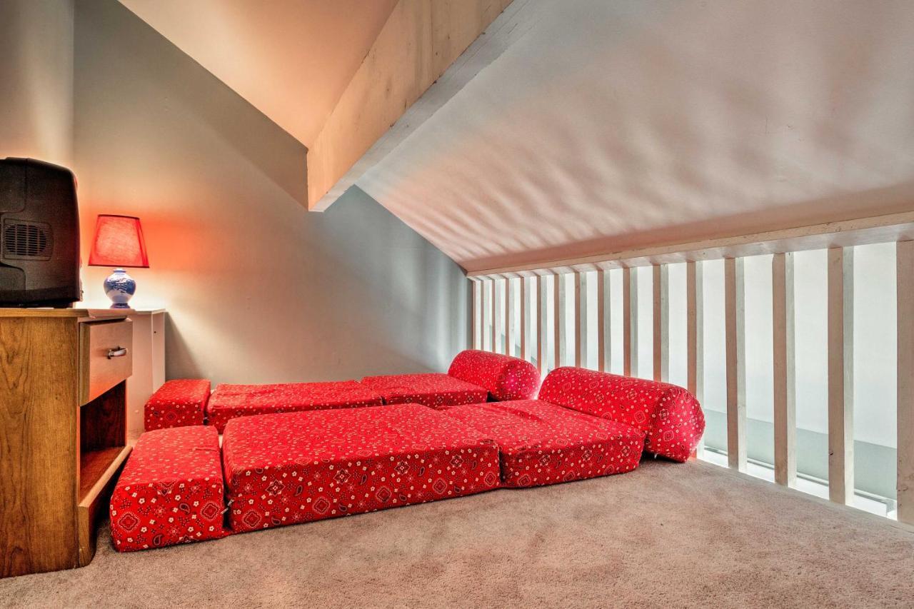 Condo With Furnished Deck - Walk To Sugar Mountain! Esterno foto